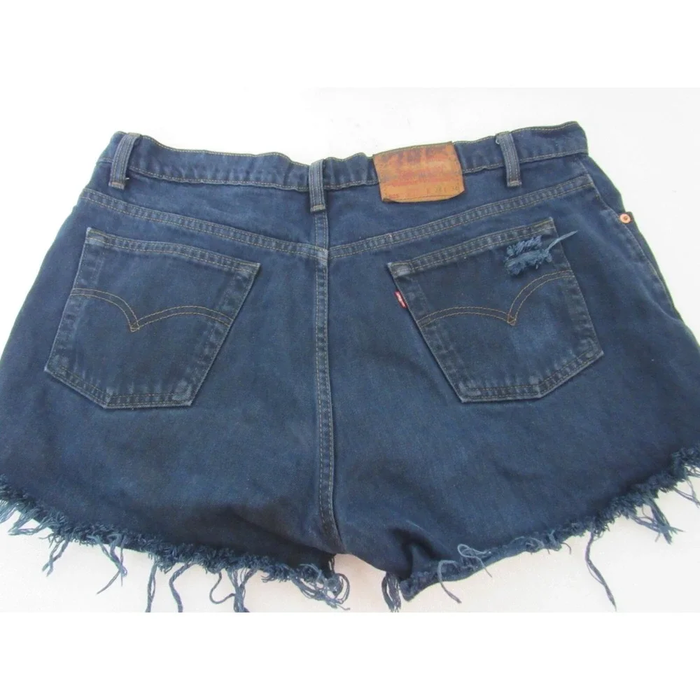 Levis 525 Jean Shorts Blue  Frayed  Cutoff  Dark Wash High Rise Button Fly Sz 38